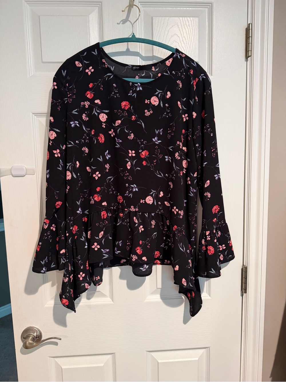 Women's Black Floral Ruffle-Hem Blouse with Flared Sleeves